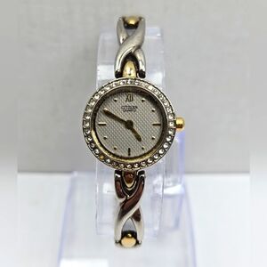 Citizen 5920 S011507 Analog Quartz Watch New Battery Silver Gold Two Tone Womens